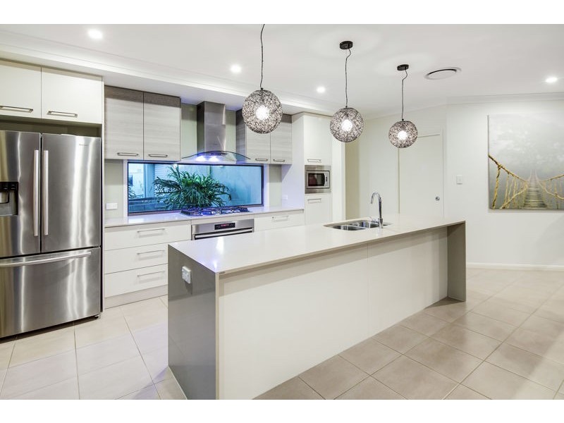 18 Kidman Circuit, Thornlands QLD 4164