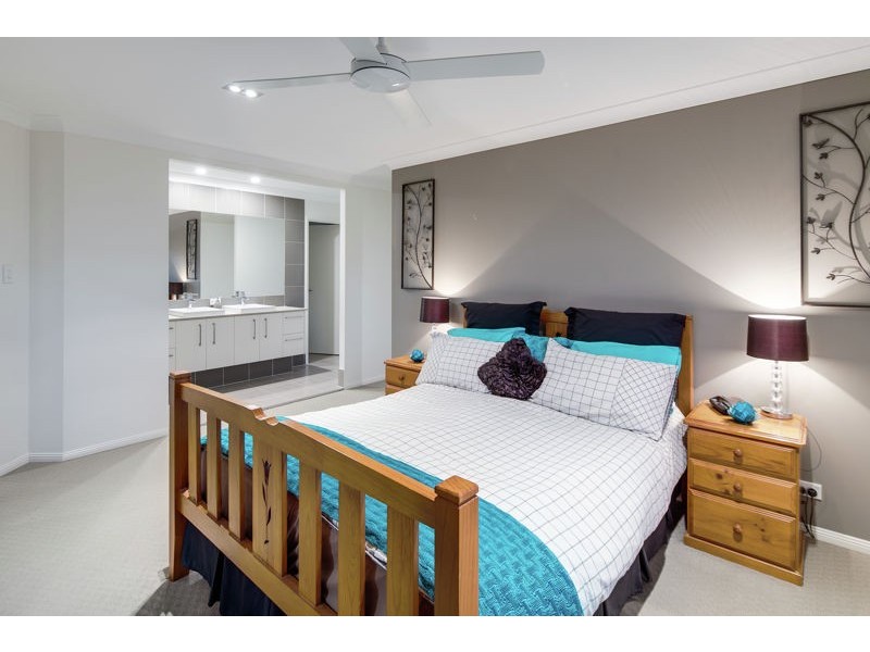18 Kidman Circuit, Thornlands QLD 4164