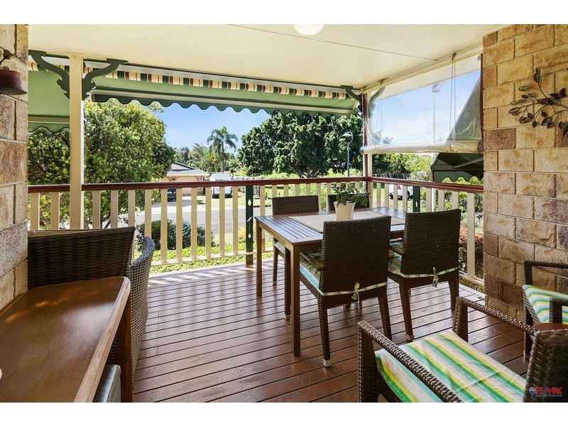 1 Cazna Court, Redland Bay QLD 4165