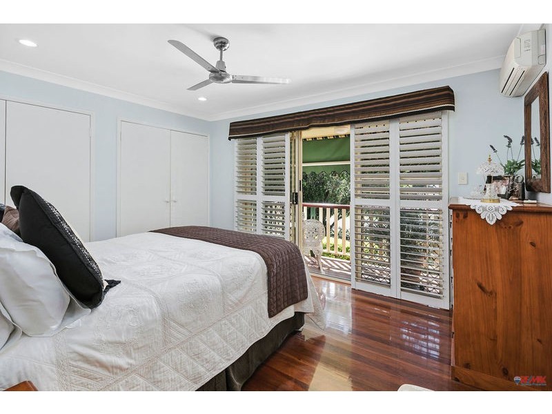 1 Cazna Court, Redland Bay QLD 4165