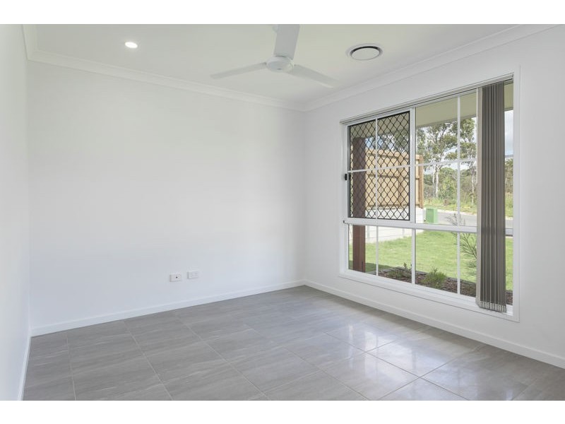 3 Glenhaven Close, Redland Bay QLD 4165