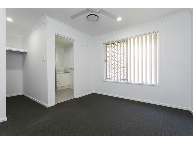 3 Glenhaven Close, Redland Bay QLD 4165