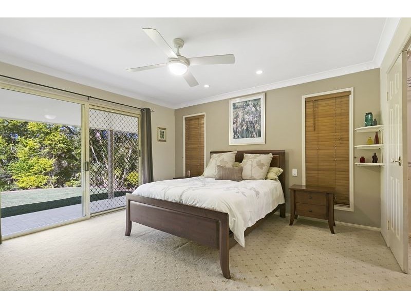 9 Kalmia Drive, Redland Bay QLD 4165