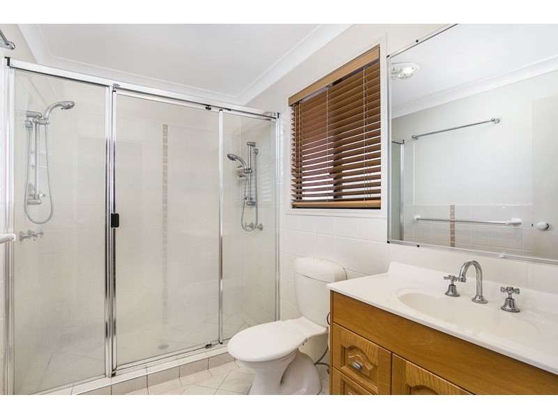 18 Hawkins Place, Thornlands QLD 4164