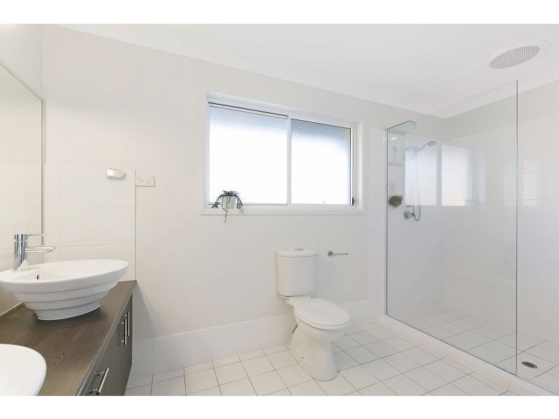 12 Beddoe Street, Thornlands QLD 4164