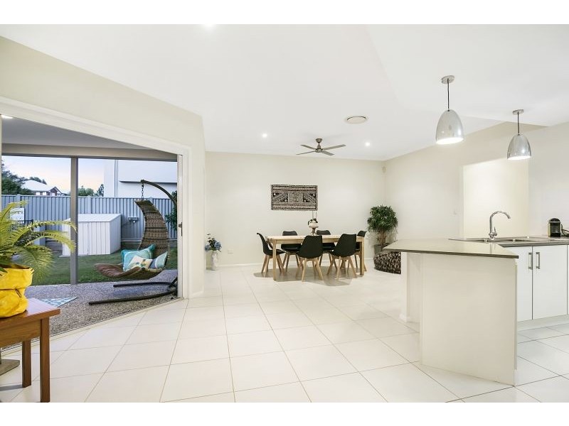 12 Beddoe Street, Thornlands QLD 4164