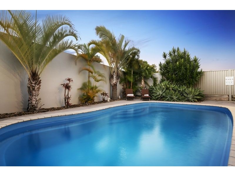 12 Beddoe Street, Thornlands QLD 4164