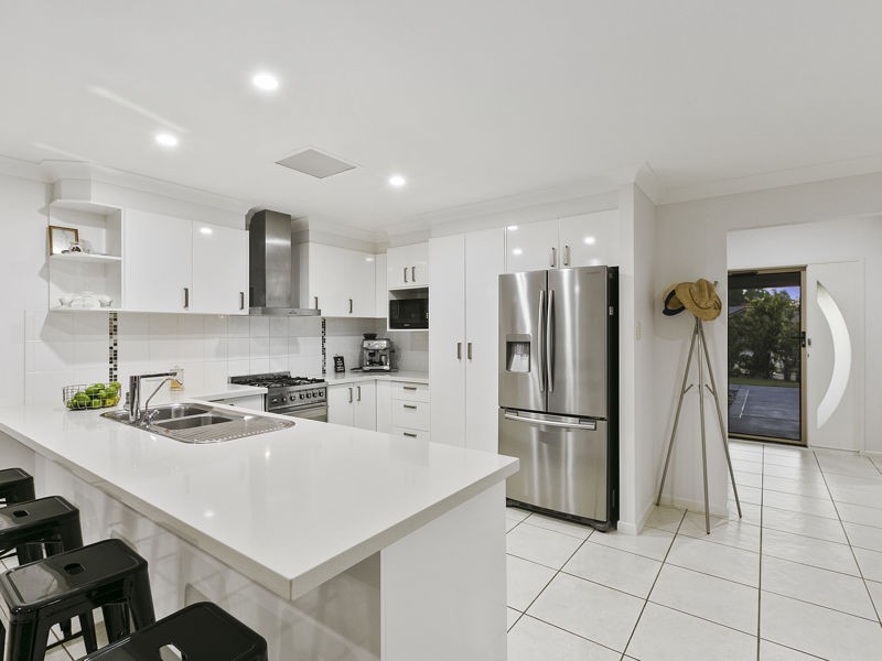 4 Constantina Close, Thornlands QLD 4164