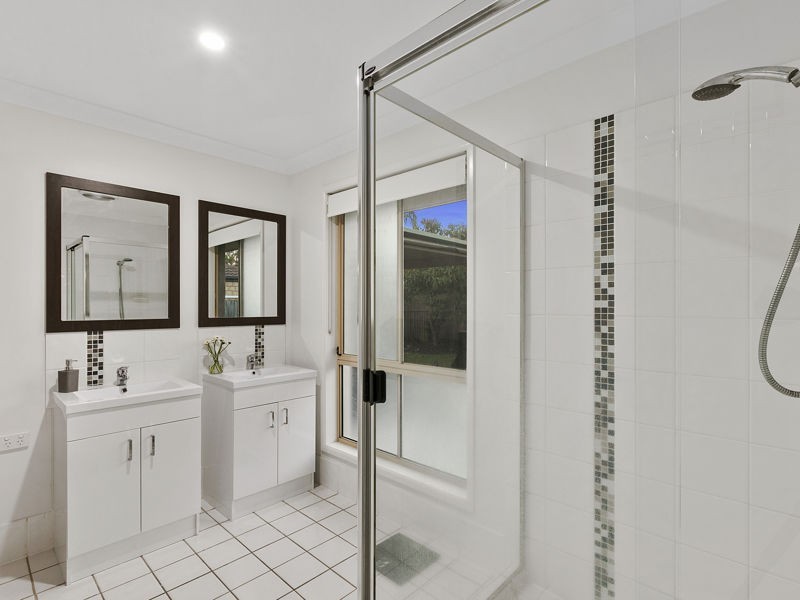 4 Constantina Close, Thornlands QLD 4164