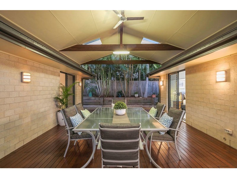 2 Poseidon Street, Cleveland QLD 4163