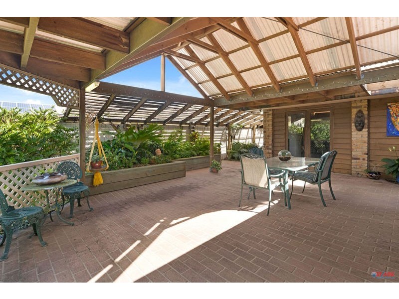 9 Pin Oak Crescent, Victoria Point QLD 4165