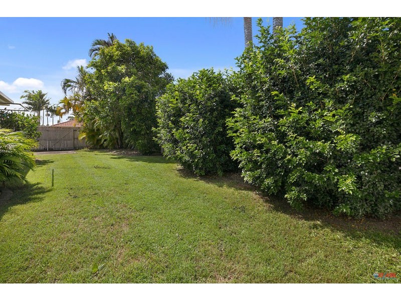 9 Pin Oak Crescent, Victoria Point QLD 4165