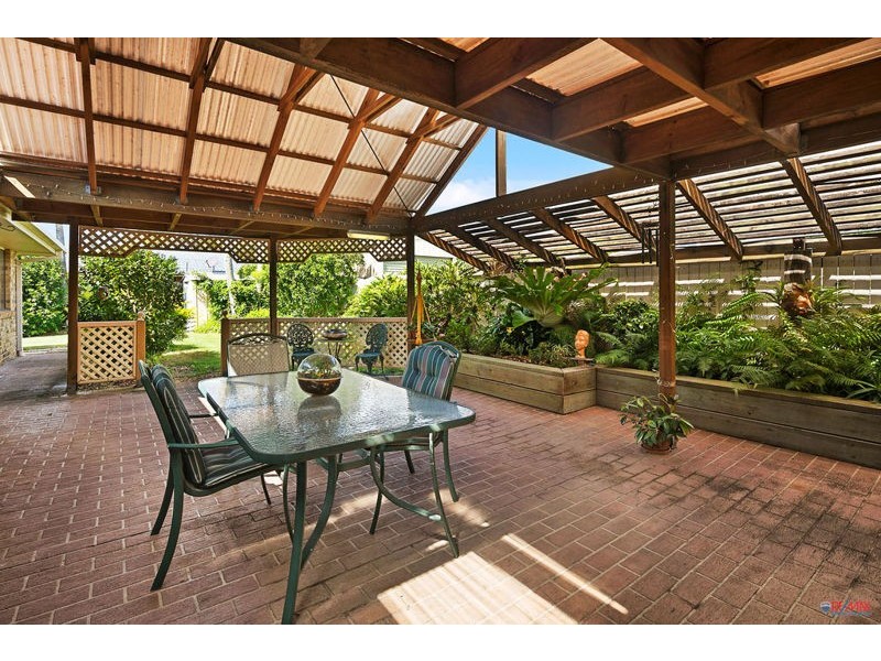 9 Pin Oak Crescent, Victoria Point QLD 4165