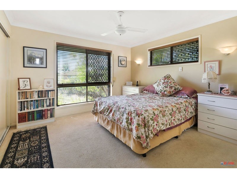 9 Pin Oak Crescent, Victoria Point QLD 4165