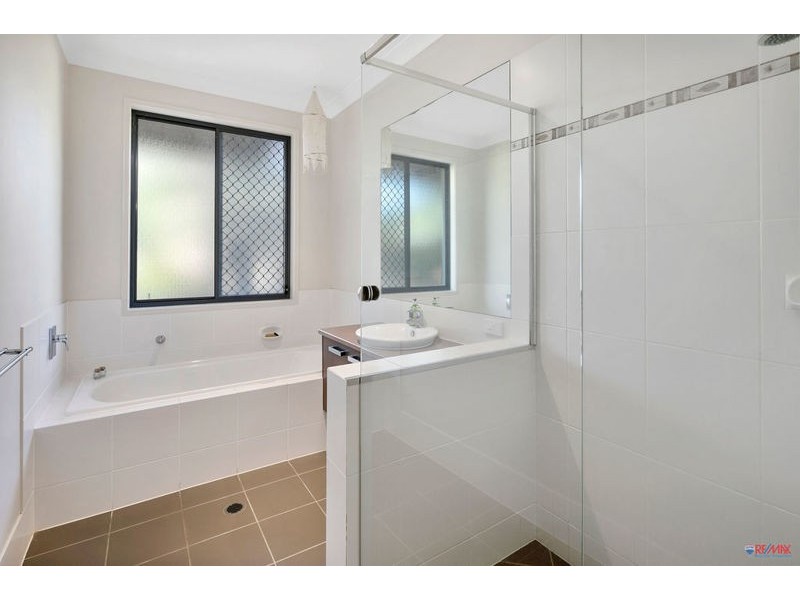 17 Cross Lane, Cleveland QLD 4163