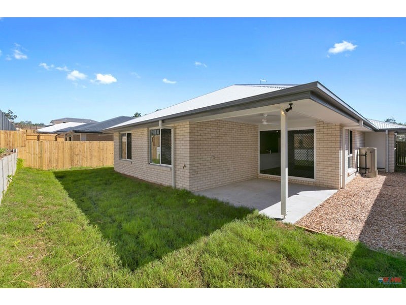 11 Glenhaven Close, Redland Bay QLD 4165