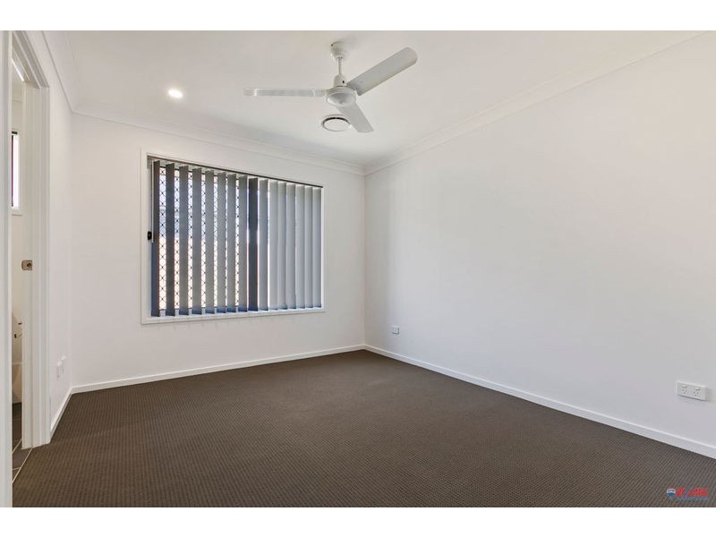 11 Glenhaven Close, Redland Bay QLD 4165