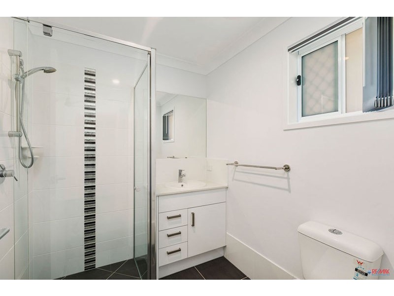 11 Glenhaven Close, Redland Bay QLD 4165