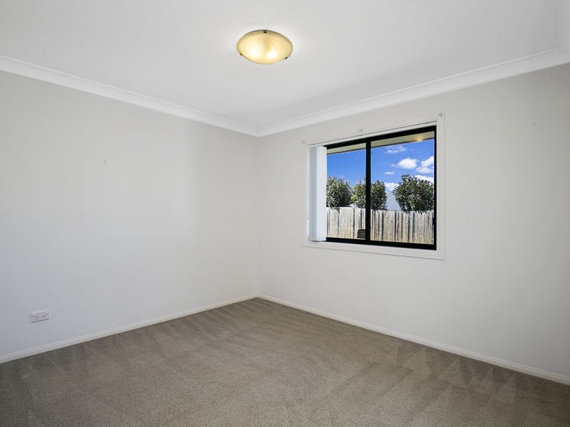 27 Cole Street, Redland Bay QLD 4165