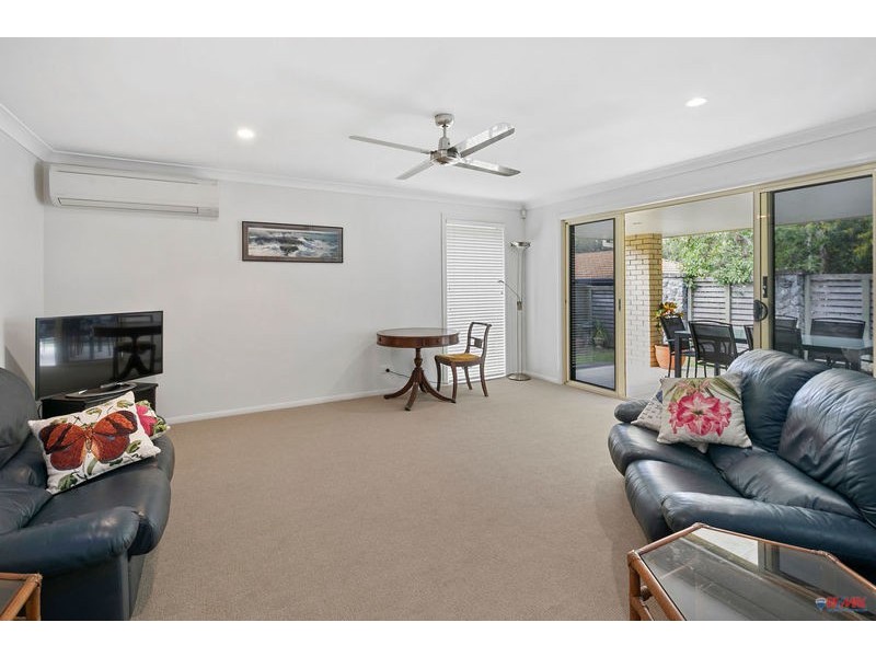 15 Adam Street, Cleveland QLD 4163