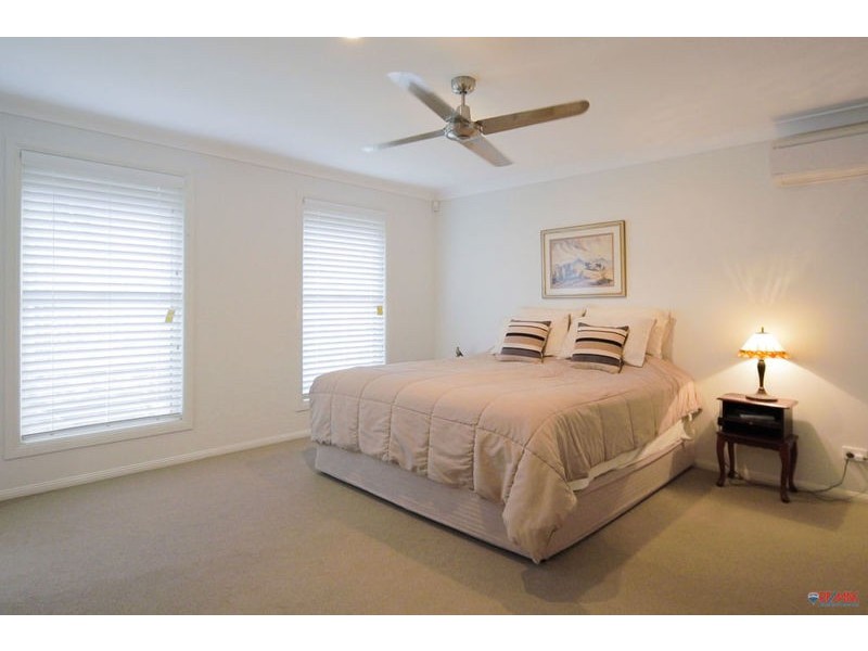 15 Adam Street, Cleveland QLD 4163