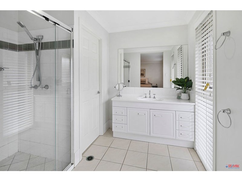 15 Adam Street, Cleveland QLD 4163