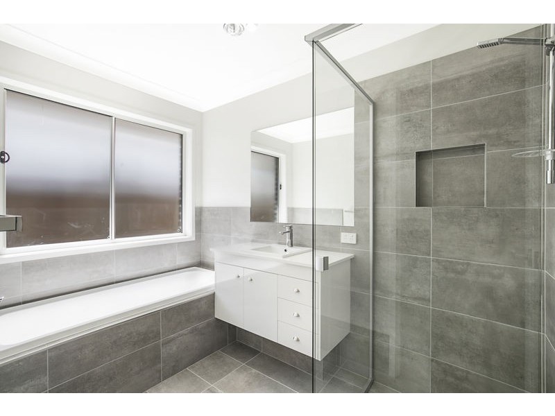 143 Main Street, Redland Bay QLD 4165