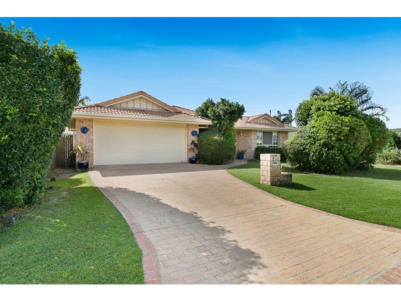 19 Banstead Street, Birkdale QLD 4159