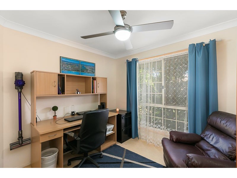 19 Banstead Street, Birkdale QLD 4159