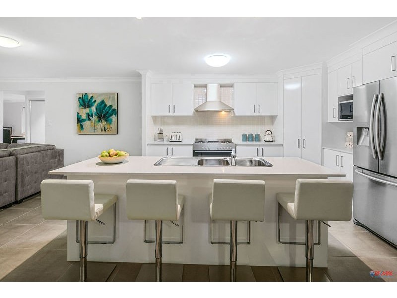 9 Westmill Close, Wellington Point QLD 4160