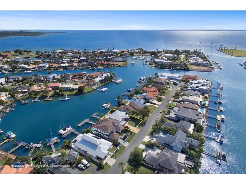 9 Voyagers Court, Raby Bay QLD 4163