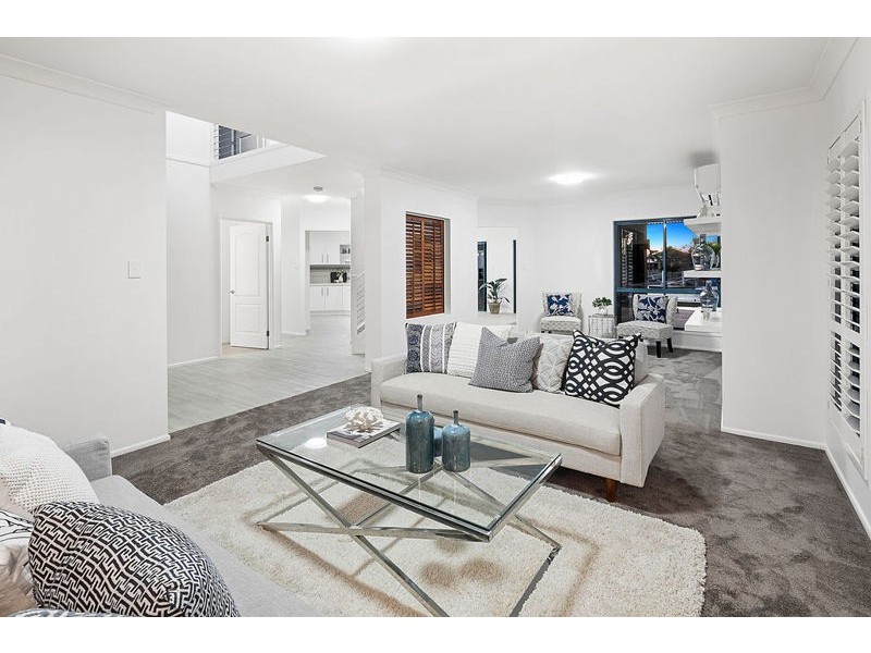 9 Voyagers Court, Raby Bay QLD 4163