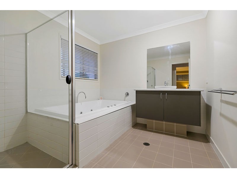 51 Carlingford Drive, Thornlands QLD 4164