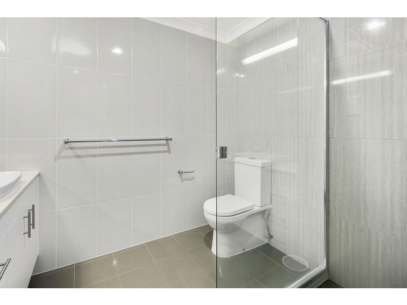 2/8 Bond Street, Cleveland QLD 4163