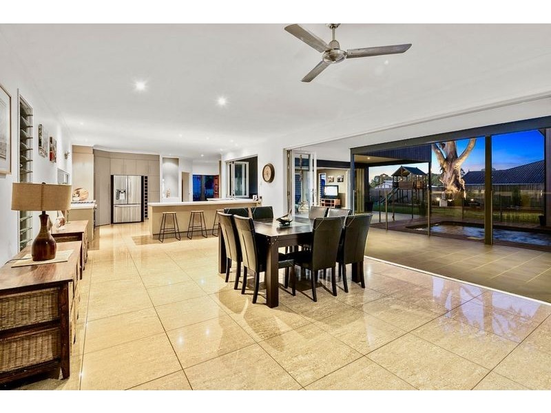 60 Denham Boulevard, Redland Bay QLD 4165