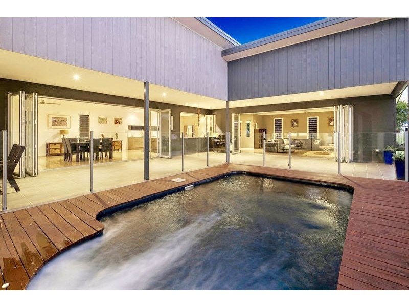 60 Denham Boulevard, Redland Bay QLD 4165