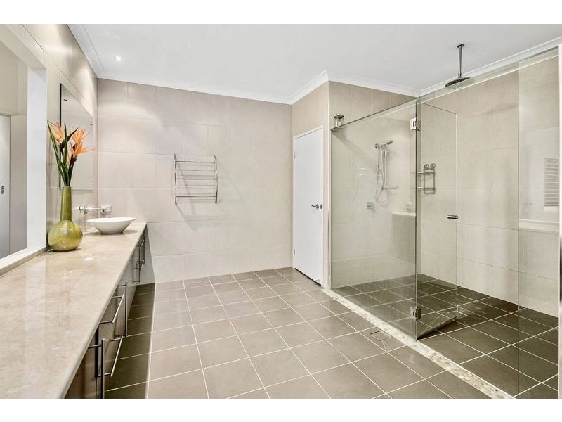 60 Denham Boulevard, Redland Bay QLD 4165