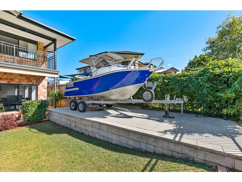 32 Hayman Street, Redland Bay QLD 4165