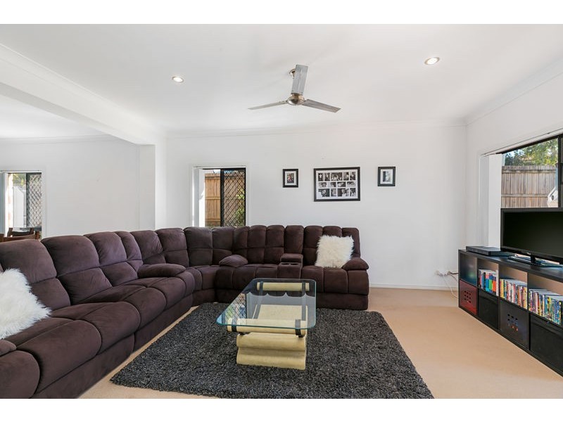 32 Hayman Street, Redland Bay QLD 4165