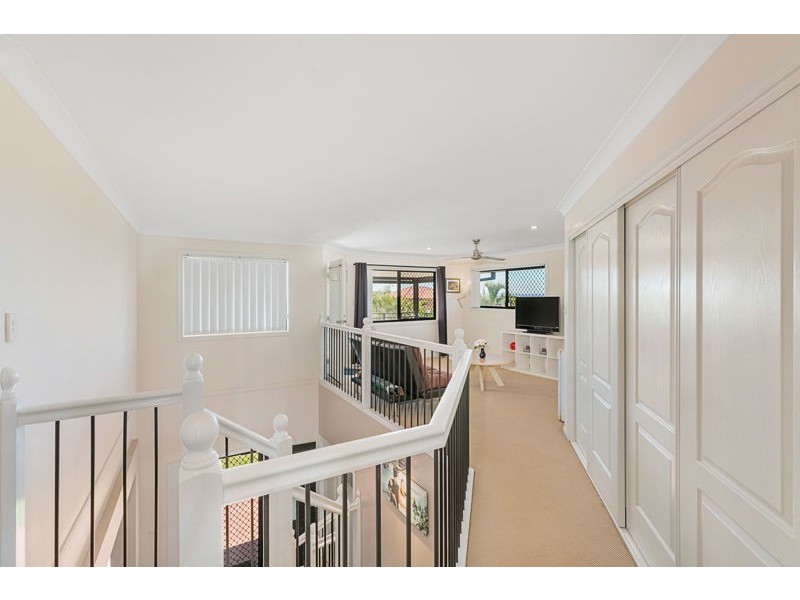 32 Hayman Street, Redland Bay QLD 4165