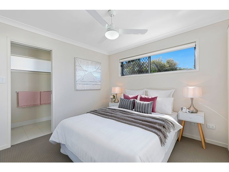 1/14 Moore St, Victoria Point QLD 4165