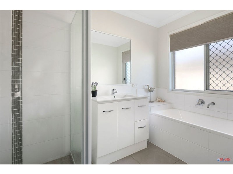 73 Bunker Road, Victoria Point QLD 4165