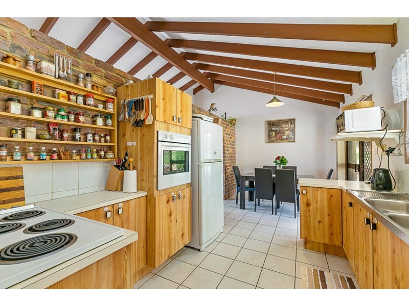 12 Whitehaven St, Alexandra Hills QLD 4161