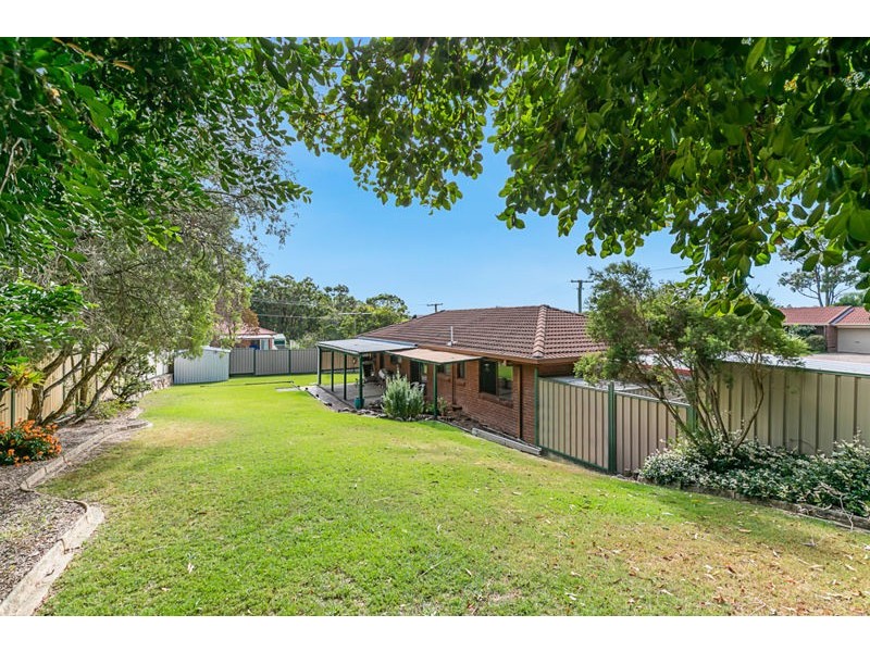 12 Whitehaven St, Alexandra Hills QLD 4161