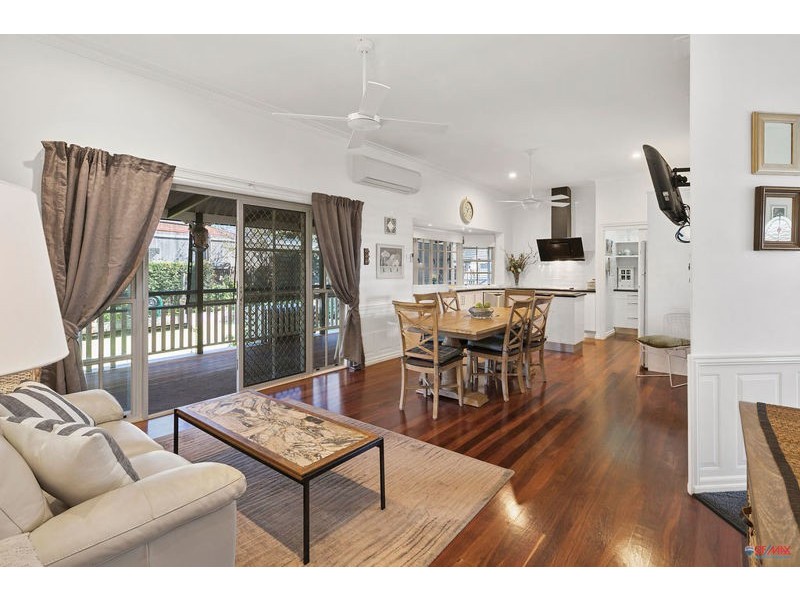 14 Newlands Street, Redland Bay QLD 4165