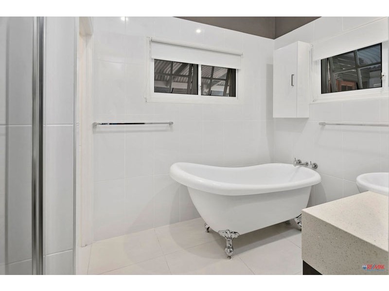 14 Newlands Street, Redland Bay QLD 4165