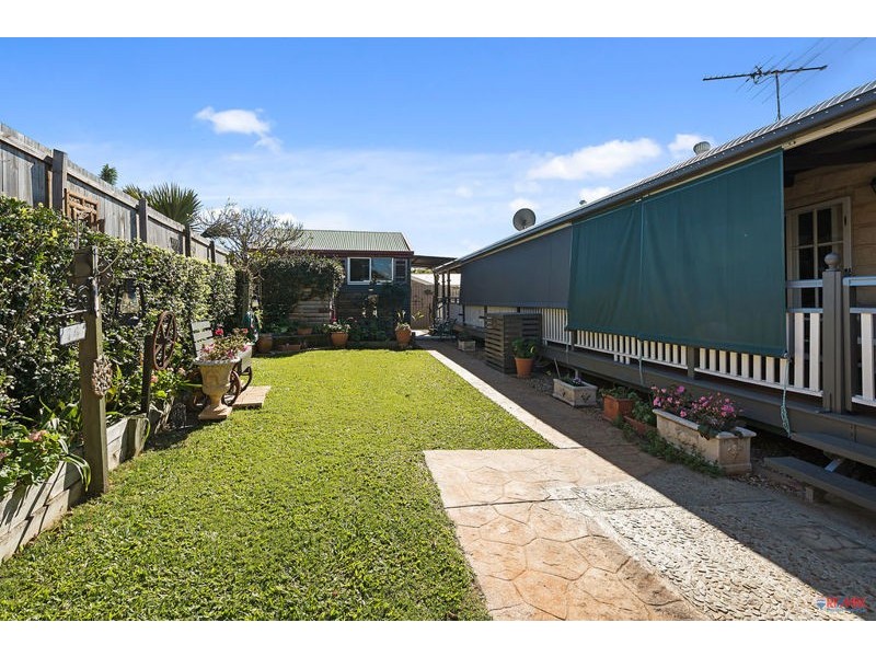 14 Newlands Street, Redland Bay QLD 4165