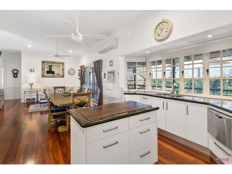 14 Newlands Street, Redland Bay QLD 4165