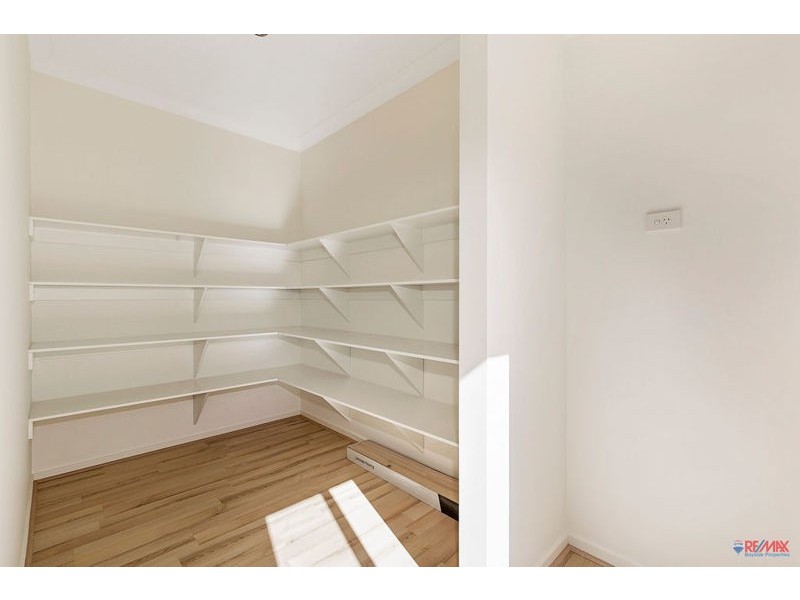 13 Glenhaven Close, Redland Bay QLD 4165