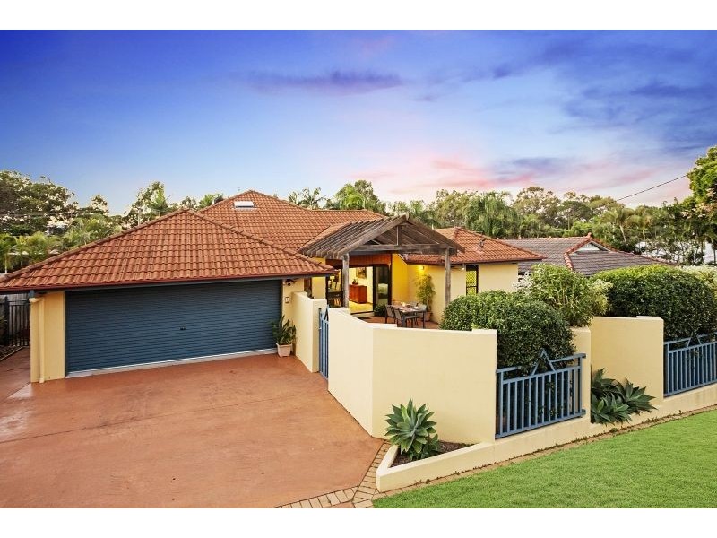 11 Bainbridge Street, Ormiston QLD 4160